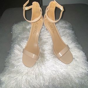 Wild Pair Nude heels size 11